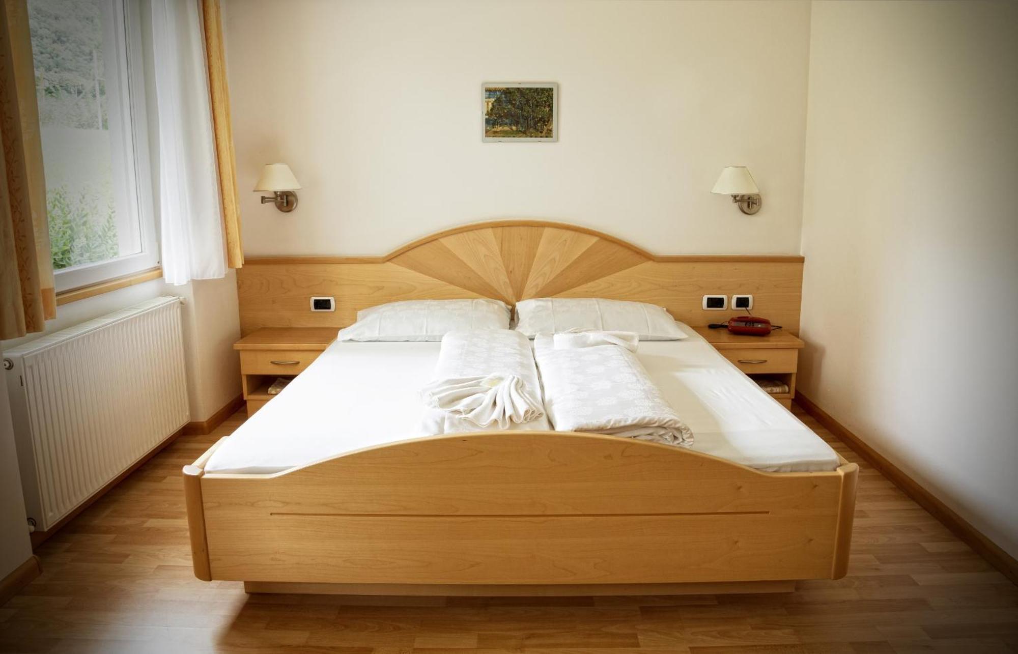 Hotel Garni Grüner Baum  Leifers Zimmer foto